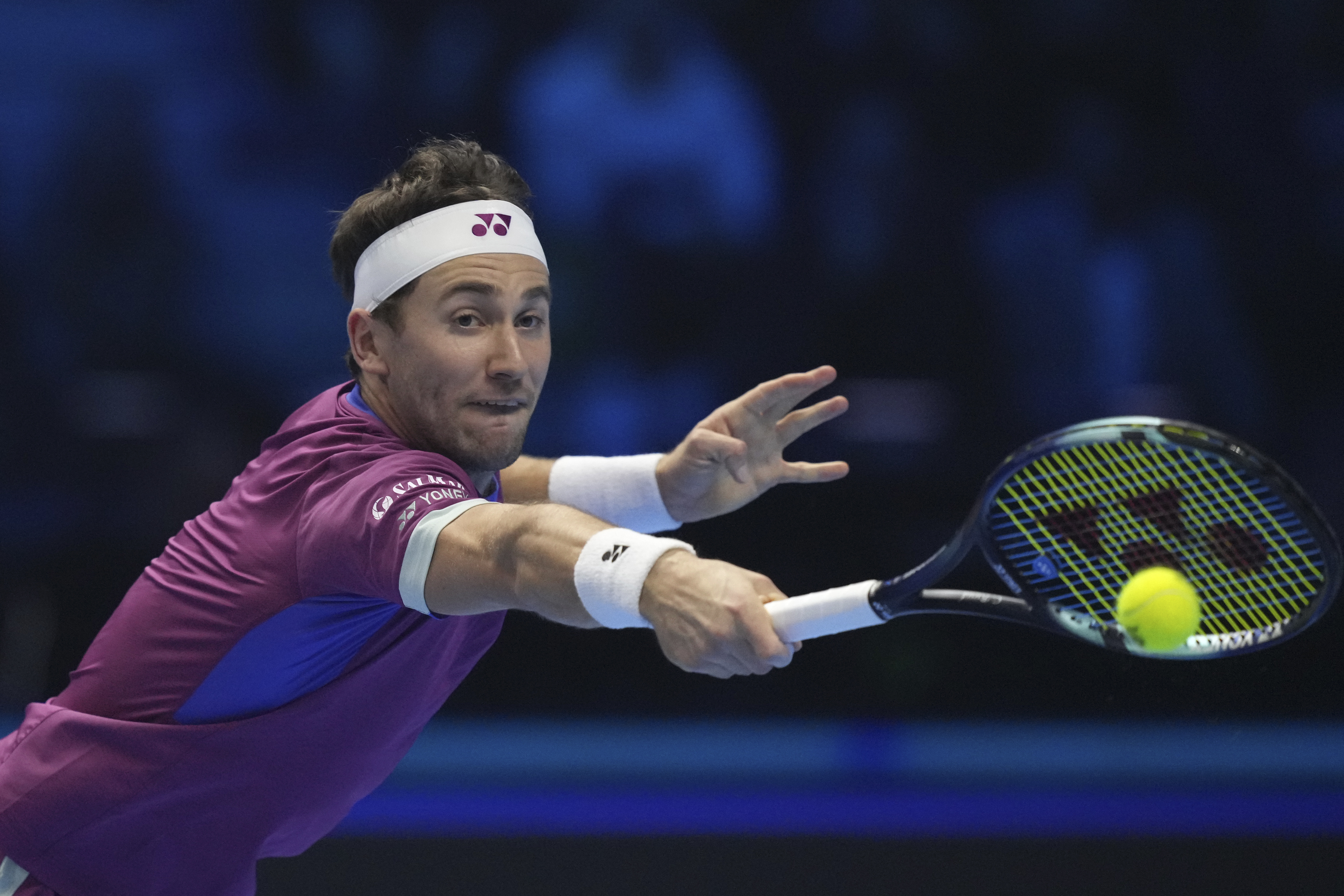 戴维斯杯完胜ATP总决赛，兹维列夫关键制胜的简单介绍