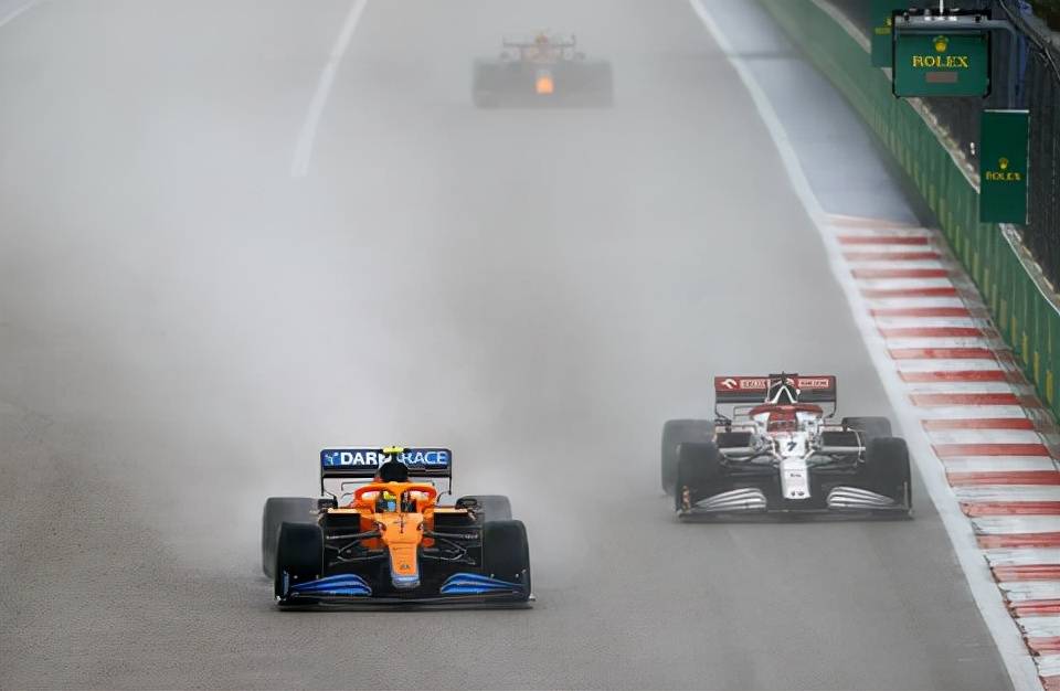 迈凯伦碾压威廉姆斯,汉密尔顿关键制胜 迈凯伦碾压威廉姆斯,汉密尔顿关键制胜