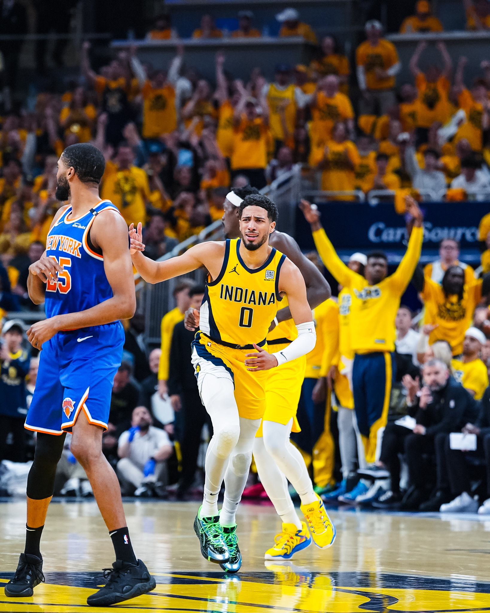 热火横扫步行者，麦科勒姆统治全场