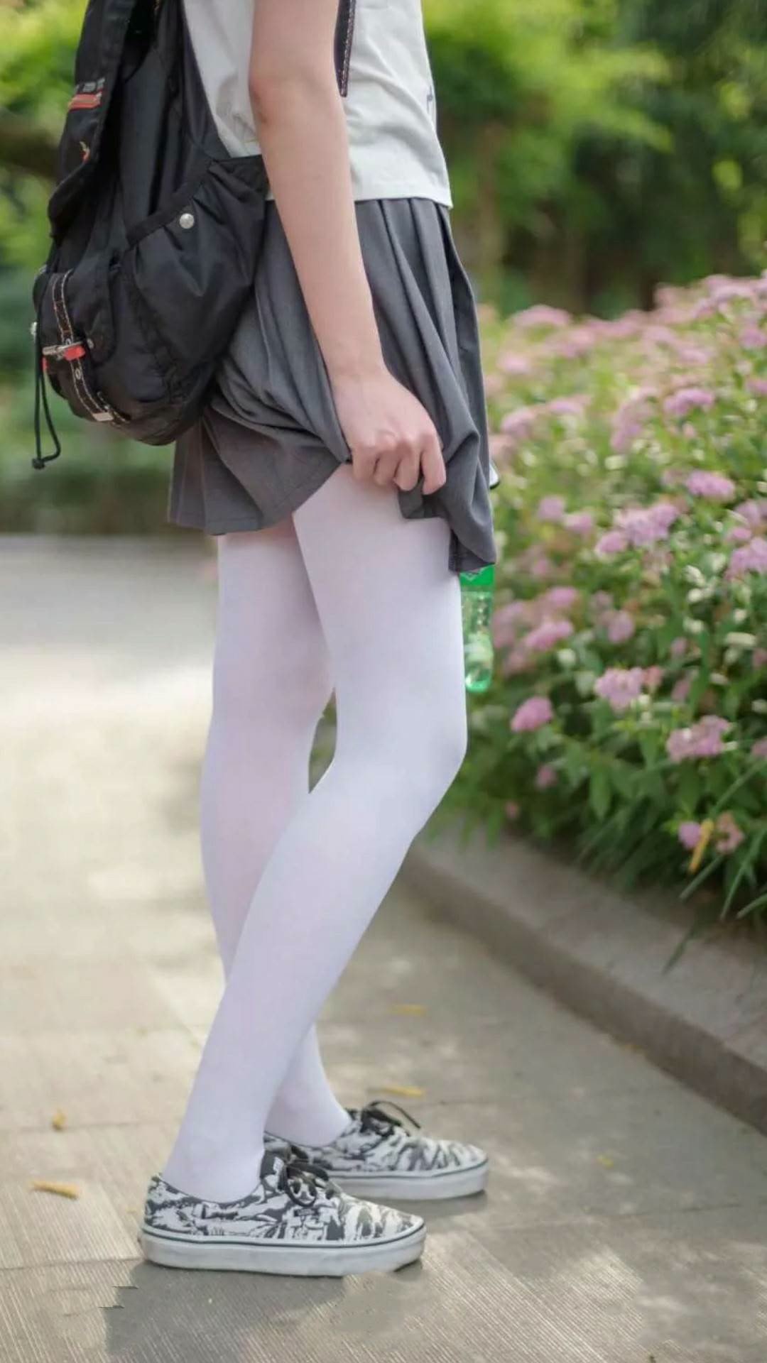 胜负0.187秒,勒克莱尔红刃出鞘,雷诺绝境刺破索伯铜墙