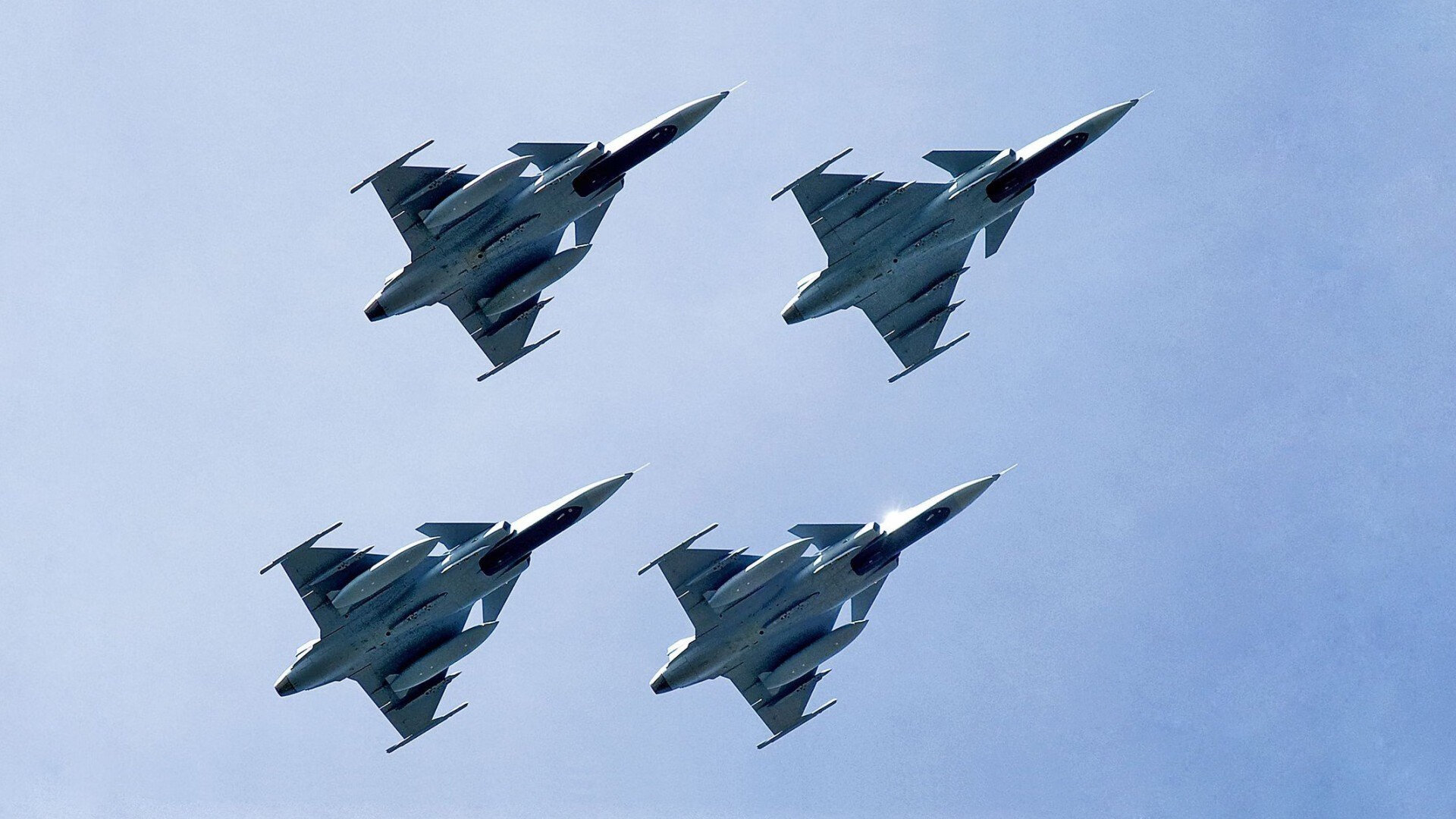 浓眉封盖绝杀锁定胜局,篮网打穿活塞展统治力