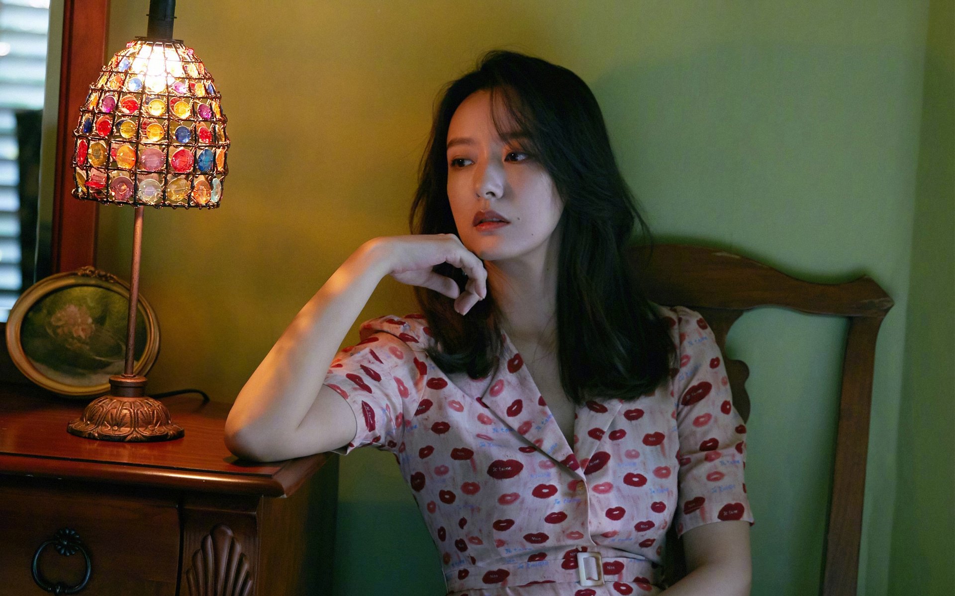 红色浪潮席卷东欧，孔德连续重炮轰开乌克兰铁壁